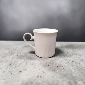 Dansk Tapestries Winter White Mug, Jack‎ Lenor Larsen, Curved Lines Coffee Cup